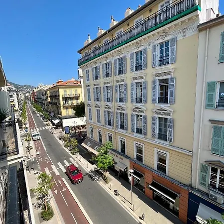 Apartmán Bel Avec Balcon En Centre-ville *
